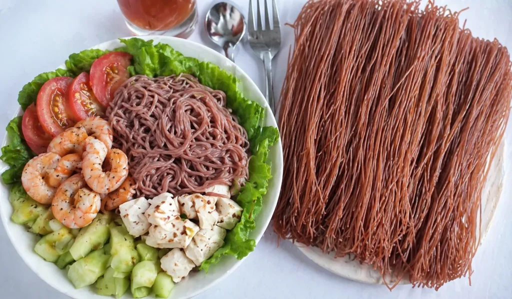 Thực đơn với bún gạo lứt huyết rồng phù hợp ăn kiêng và eat clean